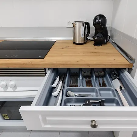 Lois Апартаменты Торевьиа