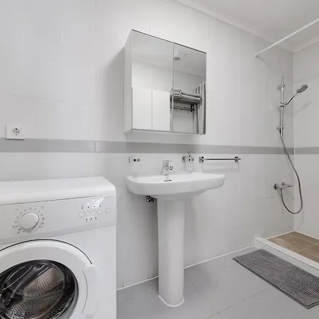 Lois Апартаменты